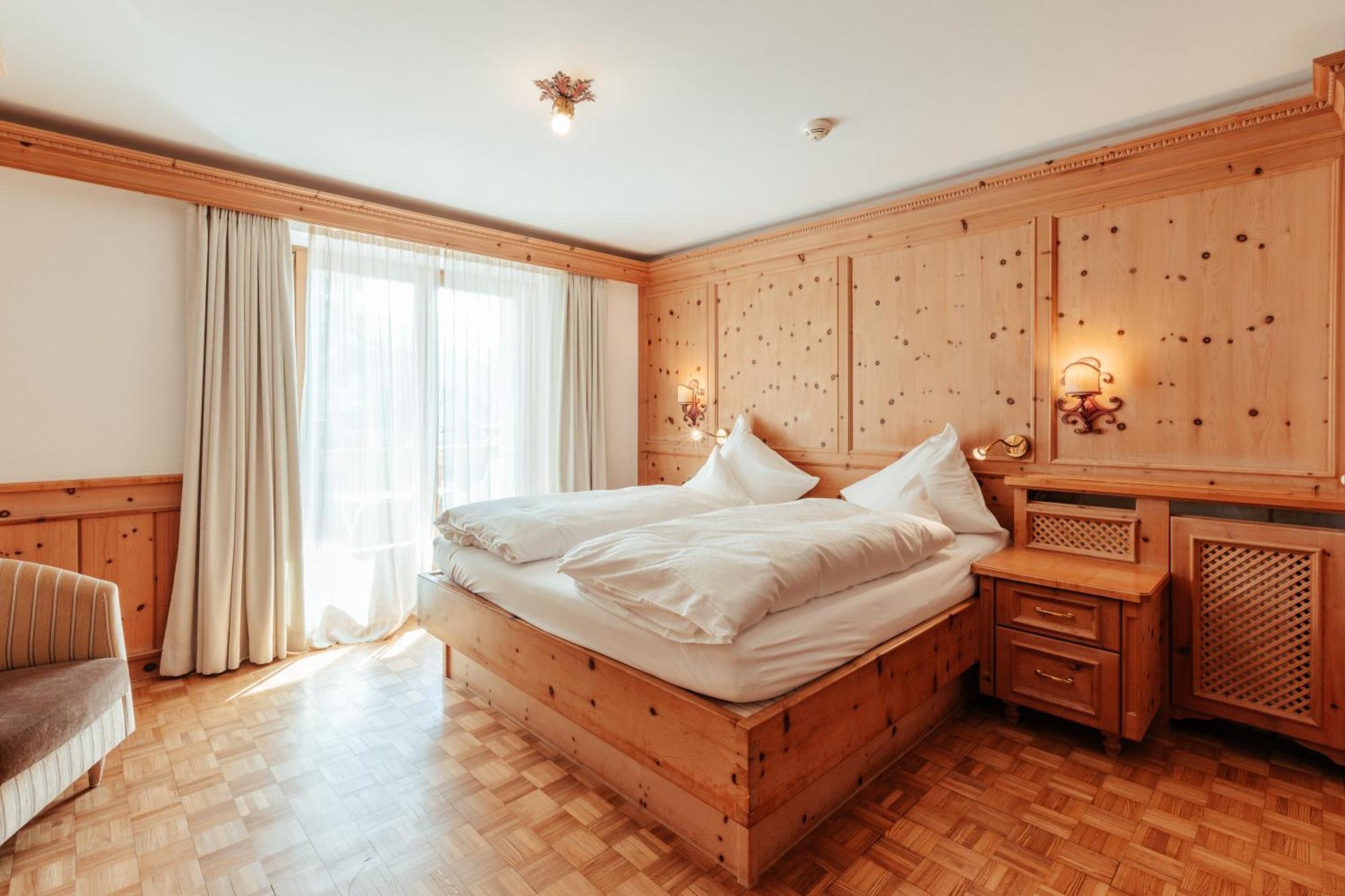 Biohotel Schweitzer 米耶明 外观 照片