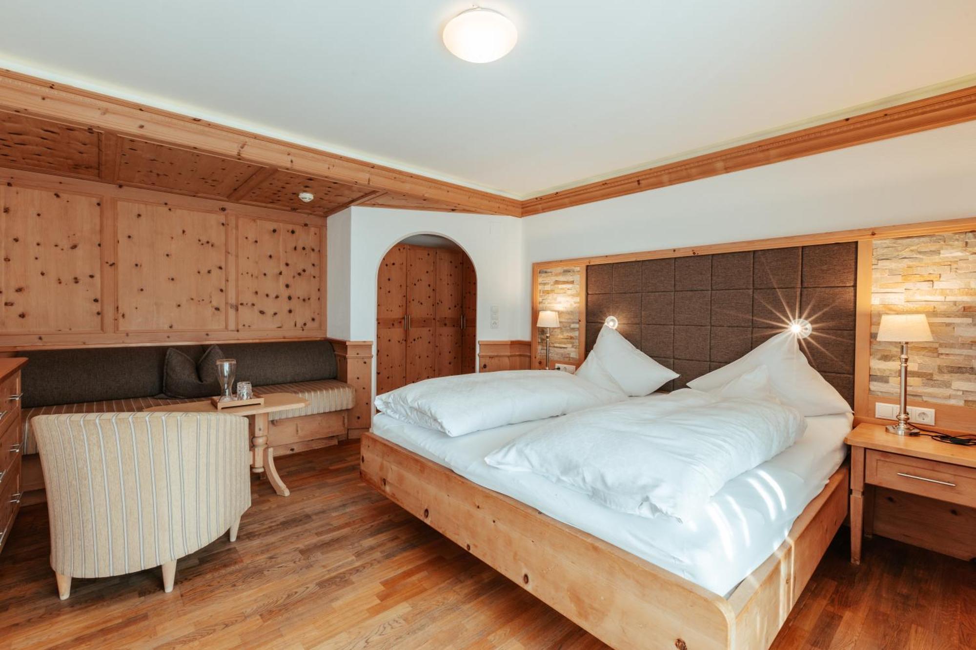 Biohotel Schweitzer 米耶明 外观 照片